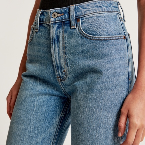 abercrombie & fitch High Rise 90s Relaxed Jean sz 6s / 28 - Picture 3 of 9